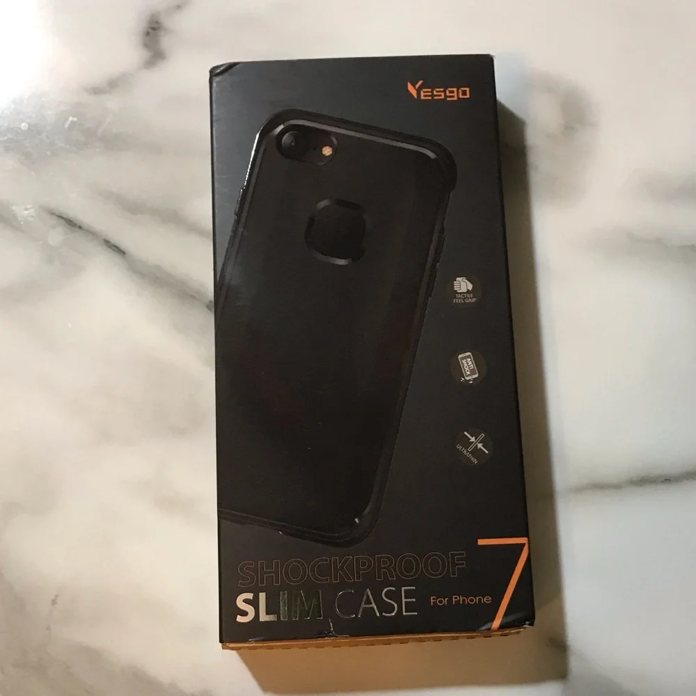 Vesgo Shockproof‎ Slim Case for iPhone 7. NIB